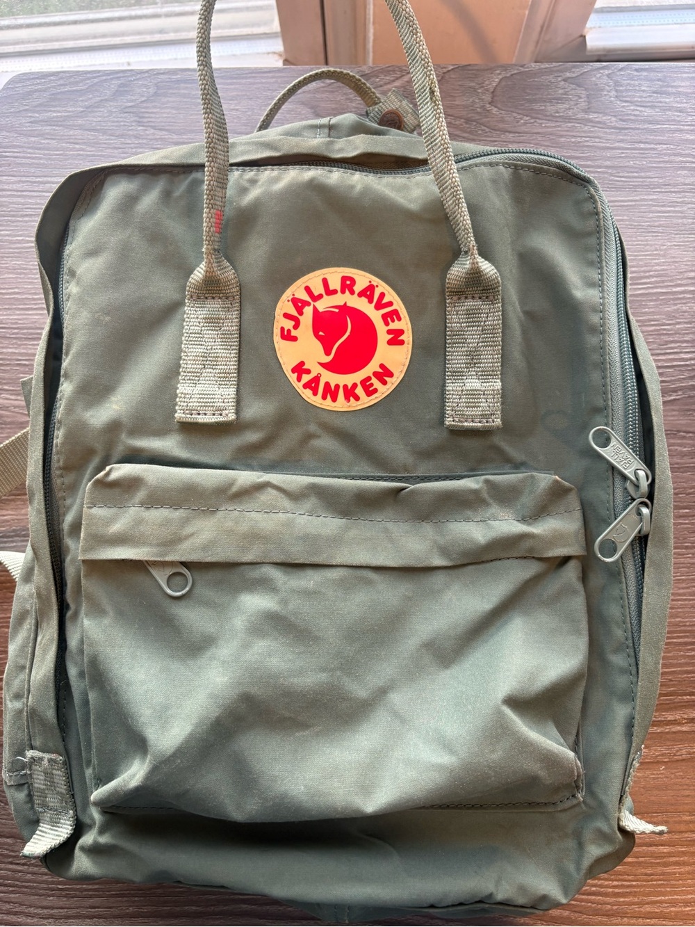 Fjallraven Kanken Classic Backpack Olive Green 16L Everyday School Bag 23510